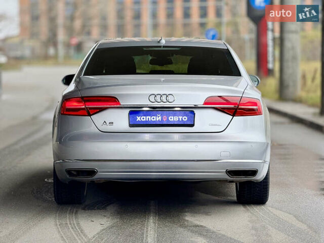 Сірий Ауді A8, об'ємом двигуна 3 л та пробігом 125 тис. км за 24500 $, фото 5 на Automoto.ua