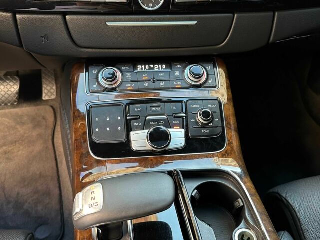 Сірий Ауді A8, об'ємом двигуна 3 л та пробігом 172 тис. км за 22900 $, фото 11 на Automoto.ua