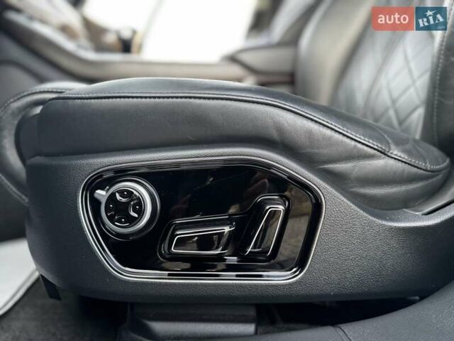 Сірий Ауді A8, об'ємом двигуна 3 л та пробігом 159 тис. км за 29950 $, фото 53 на Automoto.ua