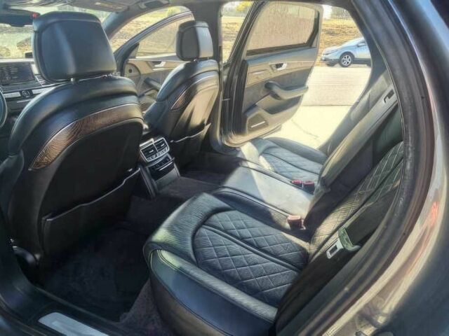 Серый Ауди А8, объемом двигателя 4 л и пробегом 79 тыс. км за 6100 $, фото 11 на Automoto.ua