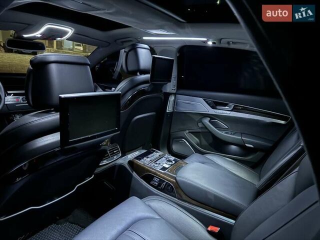 Серый Ауди А8, объемом двигателя 4.13 л и пробегом 219 тыс. км за 29599 $, фото 54 на Automoto.ua