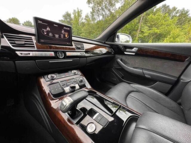Серый Ауди А8, объемом двигателя 3 л и пробегом 122 тыс. км за 7000 $, фото 13 на Automoto.ua