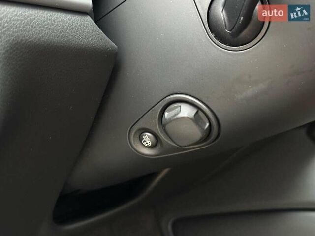 Серый Ауди А8, объемом двигателя 3 л и пробегом 233 тыс. км за 30990 $, фото 28 на Automoto.ua