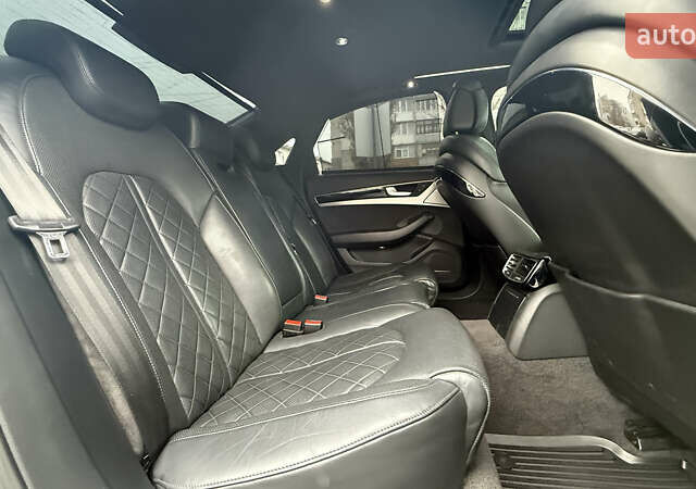 Сірий Ауді A8, об'ємом двигуна 2.97 л та пробігом 276 тис. км за 29900 $, фото 27 на Automoto.ua