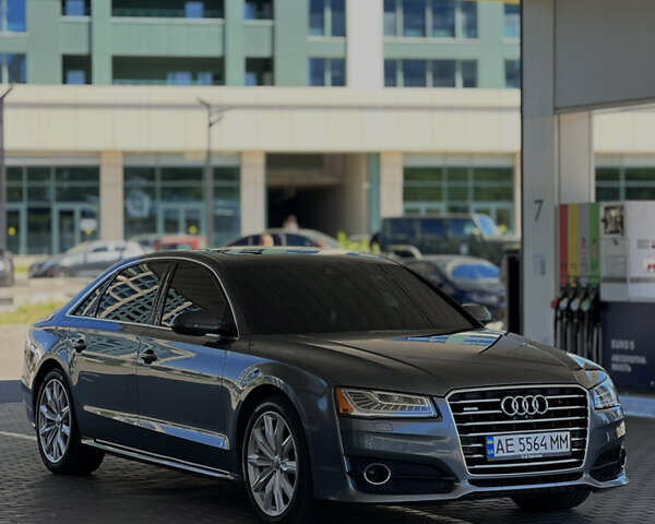 Сірий Ауді A8, об'ємом двигуна 3 л та пробігом 108 тис. км за 28499 $, фото 3 на Automoto.ua