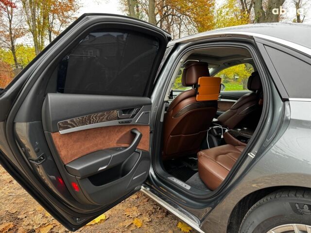 Сірий Ауді A8, об'ємом двигуна 3 л та пробігом 233 тис. км за 30990 $, фото 33 на Automoto.ua