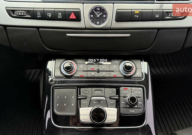 Сірий Ауді A8, об'ємом двигуна 2.97 л та пробігом 276 тис. км за 29900 $, фото 20 на Automoto.ua