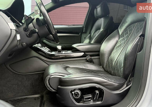 Сірий Ауді A8, об'ємом двигуна 2.97 л та пробігом 276 тис. км за 29900 $, фото 25 на Automoto.ua