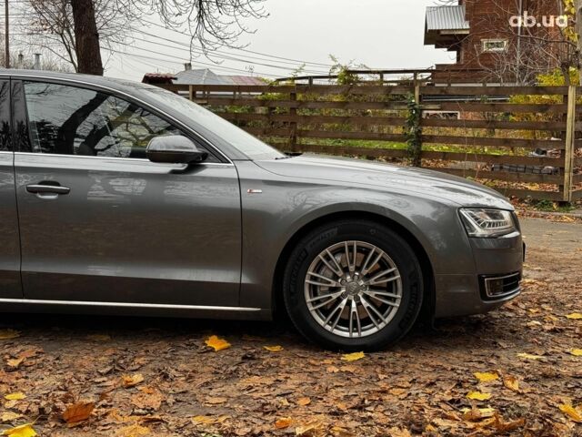 Сірий Ауді A8, об'ємом двигуна 3 л та пробігом 233 тис. км за 30990 $, фото 4 на Automoto.ua