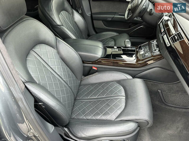 Серый Ауди А8, объемом двигателя 3.99 л и пробегом 98 тыс. км за 33900 $, фото 32 на Automoto.ua