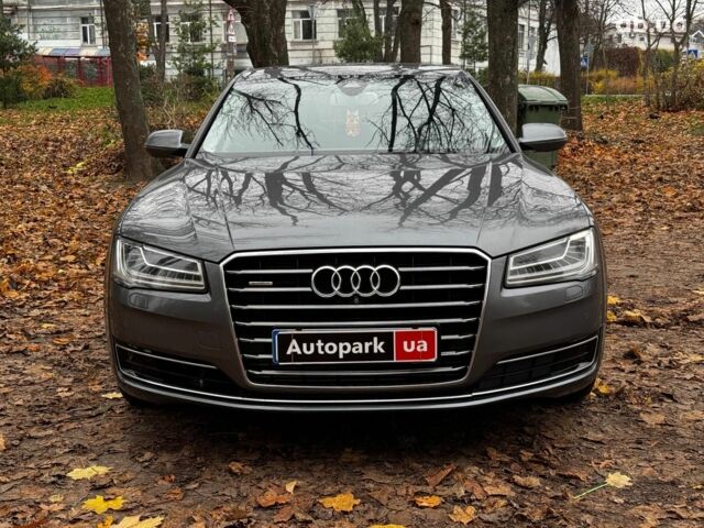 Сірий Ауді A8, об'ємом двигуна 3 л та пробігом 233 тис. км за 30990 $, фото 1 на Automoto.ua