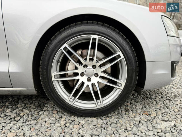 Сірий Ауді A8, об'ємом двигуна 2.97 л та пробігом 276 тис. км за 29900 $, фото 16 на Automoto.ua