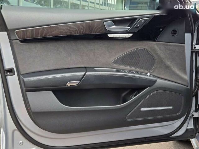 Сірий Ауді A8, об'ємом двигуна 4 л та пробігом 145 тис. км за 39500 $, фото 16 на Automoto.ua