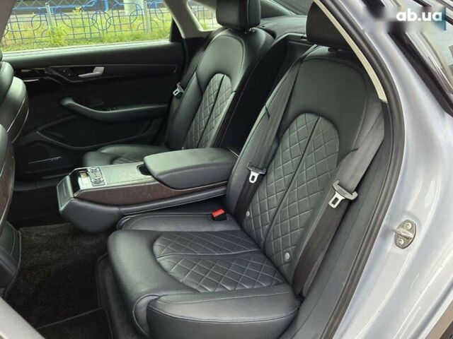 Сірий Ауді A8, об'ємом двигуна 4 л та пробігом 145 тис. км за 39500 $, фото 13 на Automoto.ua