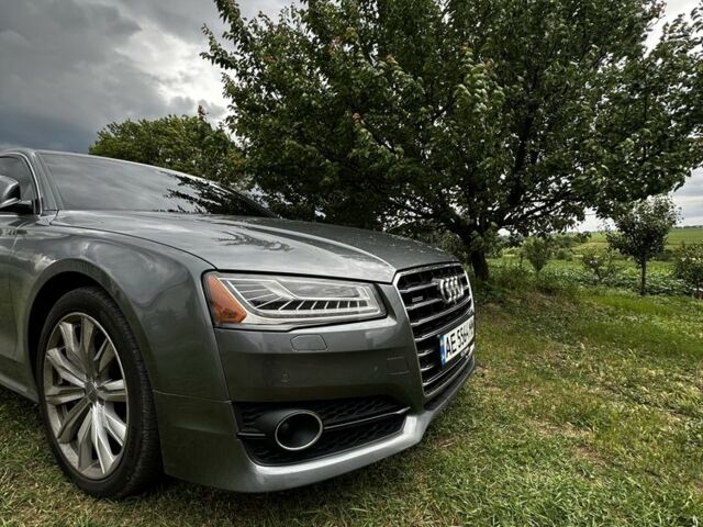Сірий Ауді A8, об'ємом двигуна 3 л та пробігом 114 тис. км за 24424 $, фото 2 на Automoto.ua