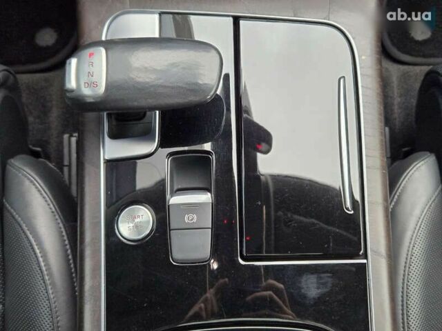 Сірий Ауді A8, об'ємом двигуна 4 л та пробігом 145 тис. км за 39500 $, фото 24 на Automoto.ua