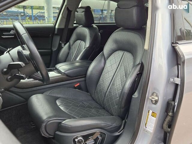 Сірий Ауді A8, об'ємом двигуна 4 л та пробігом 145 тис. км за 39500 $, фото 8 на Automoto.ua