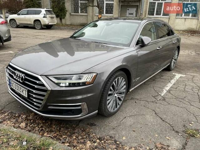 Серый Ауди А8, объемом двигателя 3 л и пробегом 105 тыс. км за 36500 $, фото 1 на Automoto.ua