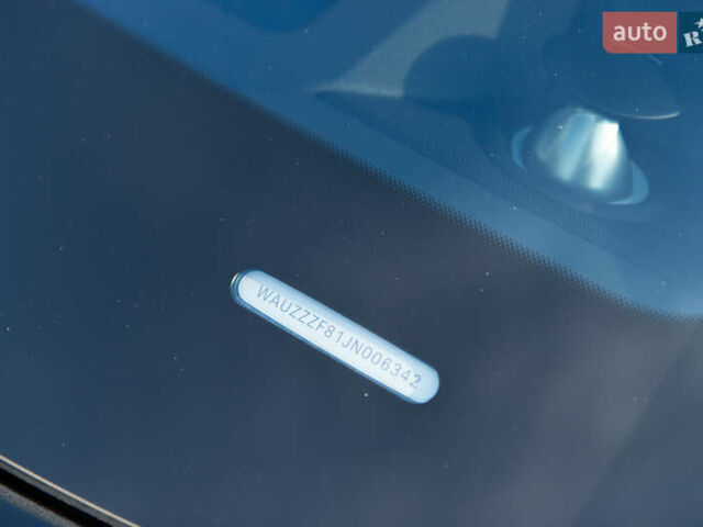 Серый Ауди А8, объемом двигателя 2.97 л и пробегом 95 тыс. км за 75000 $, фото 55 на Automoto.ua