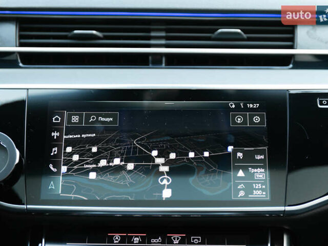 Серый Ауди А8, объемом двигателя 2.97 л и пробегом 95 тыс. км за 75000 $, фото 44 на Automoto.ua