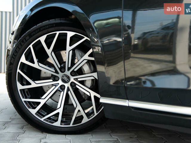 Серый Ауди А8, объемом двигателя 2.97 л и пробегом 95 тыс. км за 75000 $, фото 10 на Automoto.ua