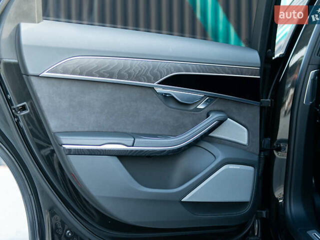 Серый Ауди А8, объемом двигателя 2.97 л и пробегом 95 тыс. км за 75000 $, фото 32 на Automoto.ua