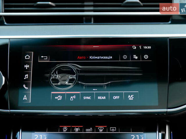 Серый Ауди А8, объемом двигателя 2.97 л и пробегом 95 тыс. км за 75000 $, фото 52 на Automoto.ua