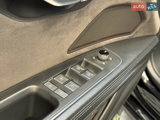 Сірий Ауді A8, об'ємом двигуна 3 л та пробігом 206 тис. км за 54700 $, фото 17 на Automoto.ua