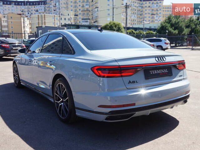 Сірий Ауді A8, об'ємом двигуна 3.99 л та пробігом 27 тис. км за 82000 $, фото 7 на Automoto.ua