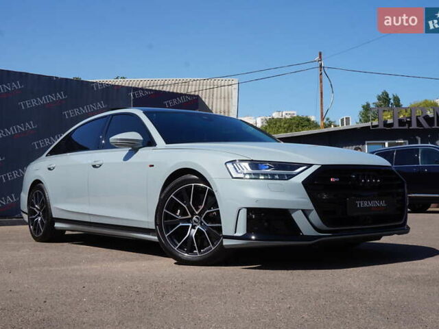 Сірий Ауді A8, об'ємом двигуна 3.99 л та пробігом 27 тис. км за 82000 $, фото 84 на Automoto.ua