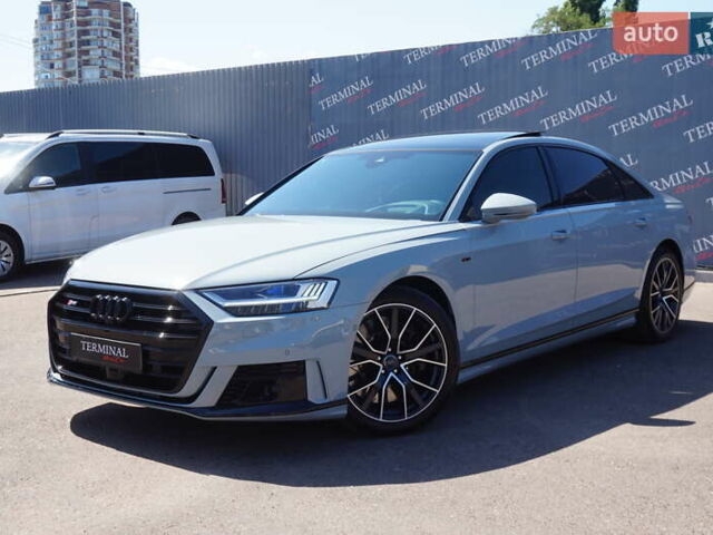 Сірий Ауді A8, об'ємом двигуна 3.99 л та пробігом 27 тис. км за 82000 $, фото 82 на Automoto.ua