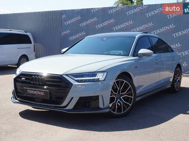 Сірий Ауді A8, об'ємом двигуна 3.99 л та пробігом 27 тис. км за 82000 $, фото 83 на Automoto.ua