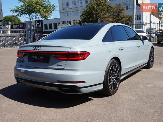 Сірий Ауді A8, об'ємом двигуна 3.99 л та пробігом 27 тис. км за 82000 $, фото 5 на Automoto.ua