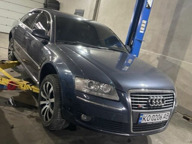 Синій Ауді A8, об'ємом двигуна 4.2 л та пробігом 226 тис. км за 8000 $, фото 7 на Automoto.ua