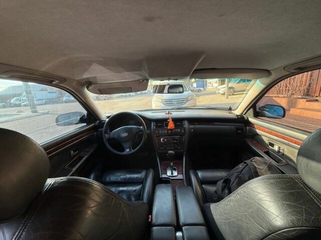 Синій Ауді A8, об'ємом двигуна 4.2 л та пробігом 250 тис. км за 3000 $, фото 6 на Automoto.ua