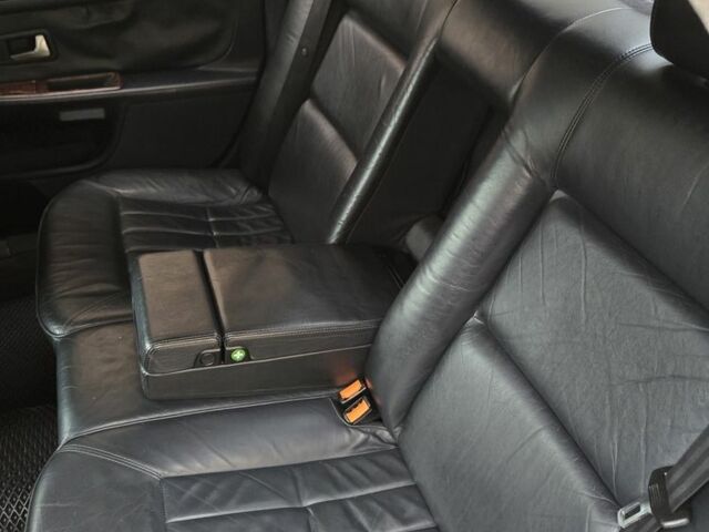 Синій Ауді A8, об'ємом двигуна 4 л та пробігом 400 тис. км за 5000 $, фото 12 на Automoto.ua