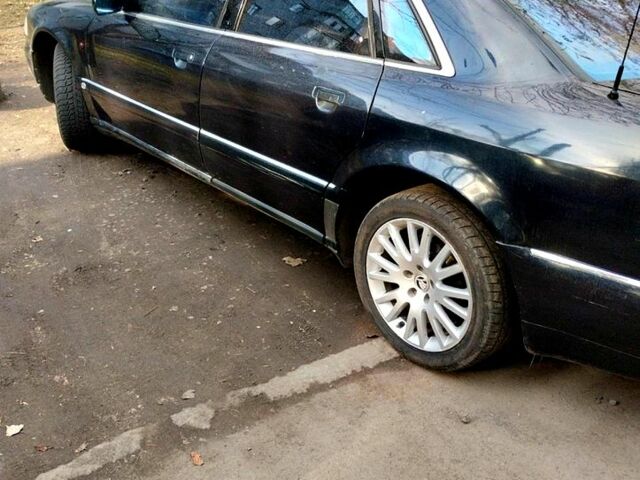 Синий Ауди А8, объемом двигателя 28 л и пробегом 360 тыс. км за 3000 $, фото 2 на Automoto.ua