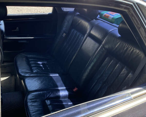 Синий Ауди А8, объемом двигателя 2.8 л и пробегом 401 тыс. км за 4000 $, фото 8 на Automoto.ua