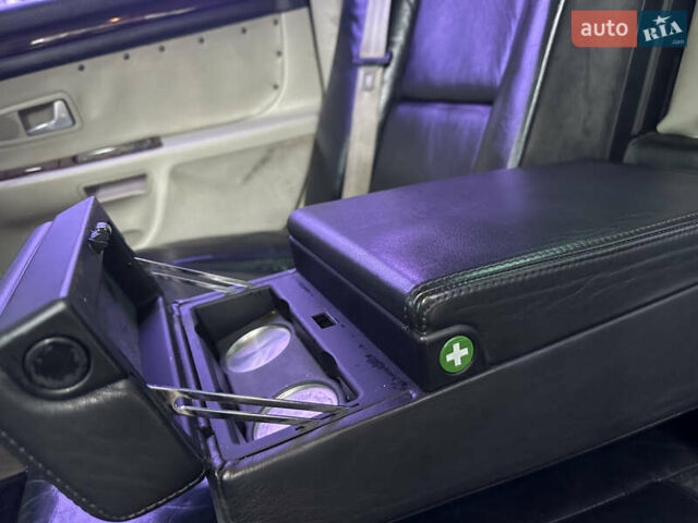 Синій Ауді A8, об'ємом двигуна 2.5 л та пробігом 407 тис. км за 3350 $, фото 13 на Automoto.ua