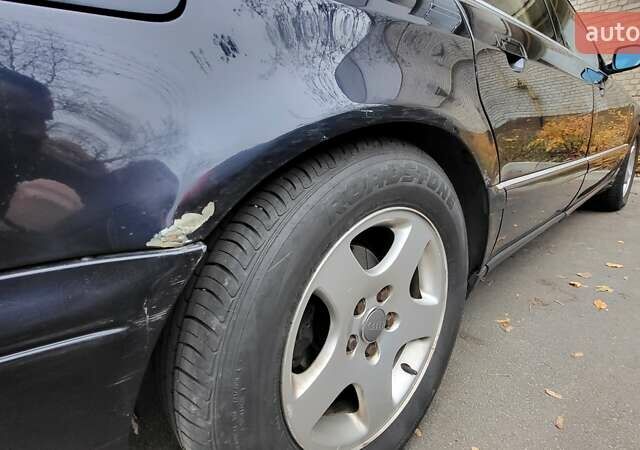 Синий Ауди А8, объемом двигателя 4.2 л и пробегом 232 тыс. км за 6100 $, фото 5 на Automoto.ua