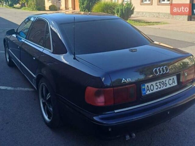 Синий Ауди А8, объемом двигателя 2.5 л и пробегом 352 тыс. км за 3800 $, фото 3 на Automoto.ua