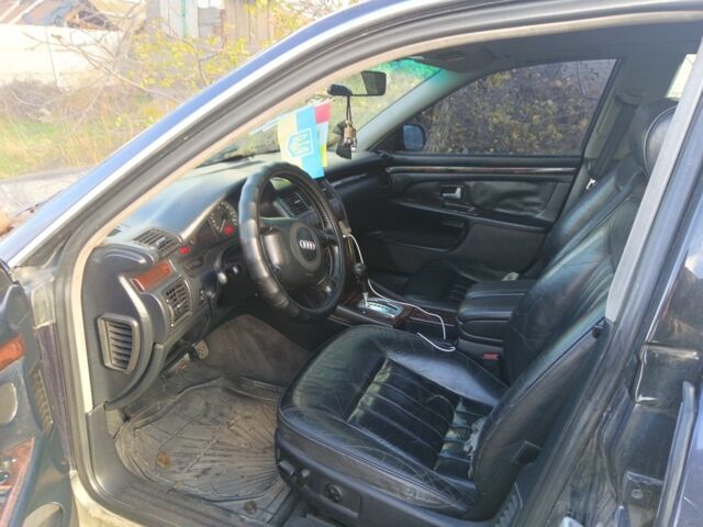 Синій Ауді A8, об'ємом двигуна 3.7 л та пробігом 394 тис. км за 3300 $, фото 4 на Automoto.ua