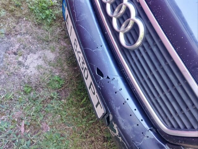 Синий Ауди А8, объемом двигателя 2.5 л и пробегом 430 тыс. км за 2300 $, фото 4 на Automoto.ua