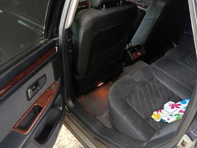 Синій Ауді A8, об'ємом двигуна 2.5 л та пробігом 350 тис. км за 3000 $, фото 5 на Automoto.ua