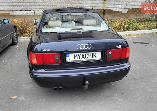 Синий Ауди А8, объемом двигателя 4.2 л и пробегом 232 тыс. км за 6100 $, фото 11 на Automoto.ua