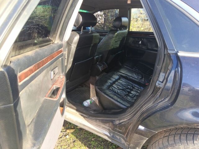 Синій Ауді A8, об'ємом двигуна 3.7 л та пробігом 394 тис. км за 3300 $, фото 5 на Automoto.ua