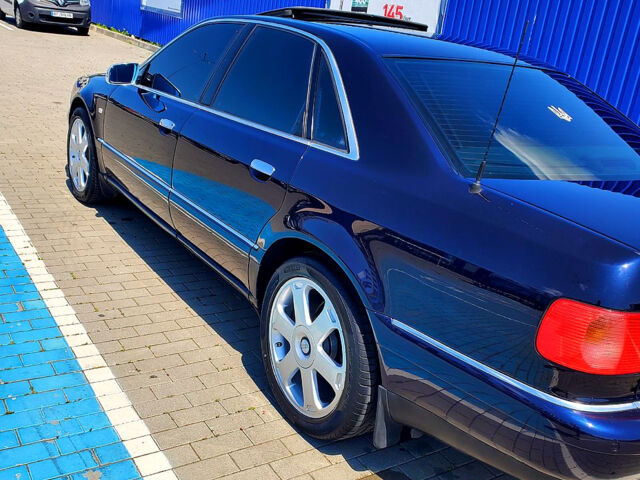 Синий Ауди А8, объемом двигателя 4.2 л и пробегом 338 тыс. км за 7750 $, фото 3 на Automoto.ua