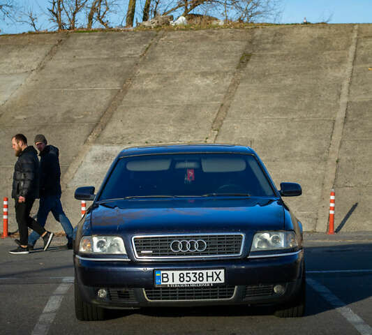 Синій Ауді A8, об'ємом двигуна 4.2 л та пробігом 498 тис. км за 5500 $, фото 1 на Automoto.ua