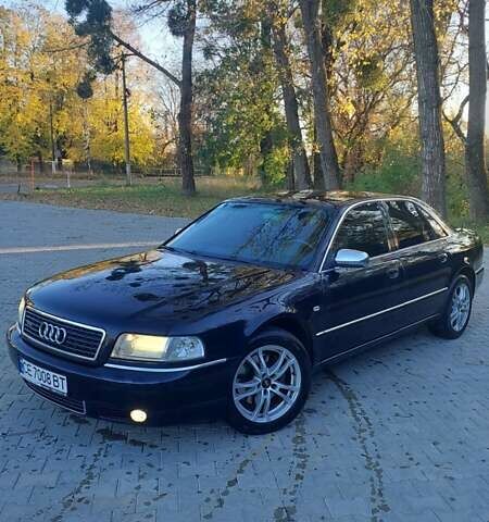 Синий Ауди А8, объемом двигателя 2.5 л и пробегом 550 тыс. км за 4800 $, фото 4 на Automoto.ua