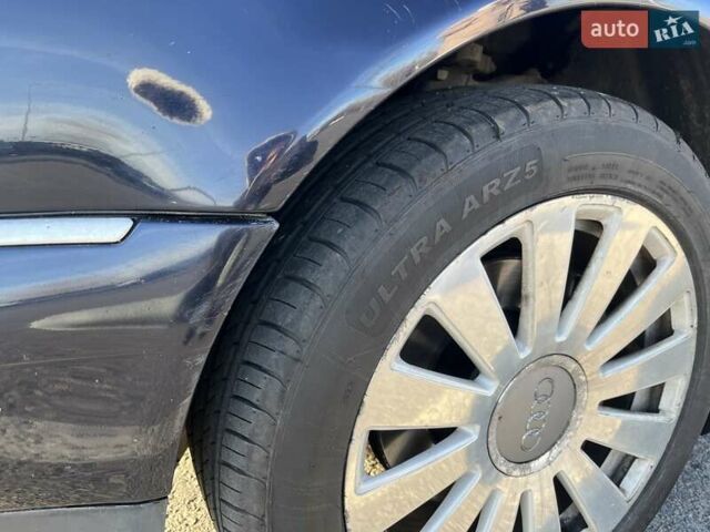 Синій Ауді A8, об'ємом двигуна 4.2 л та пробігом 498 тис. км за 5500 $, фото 25 на Automoto.ua